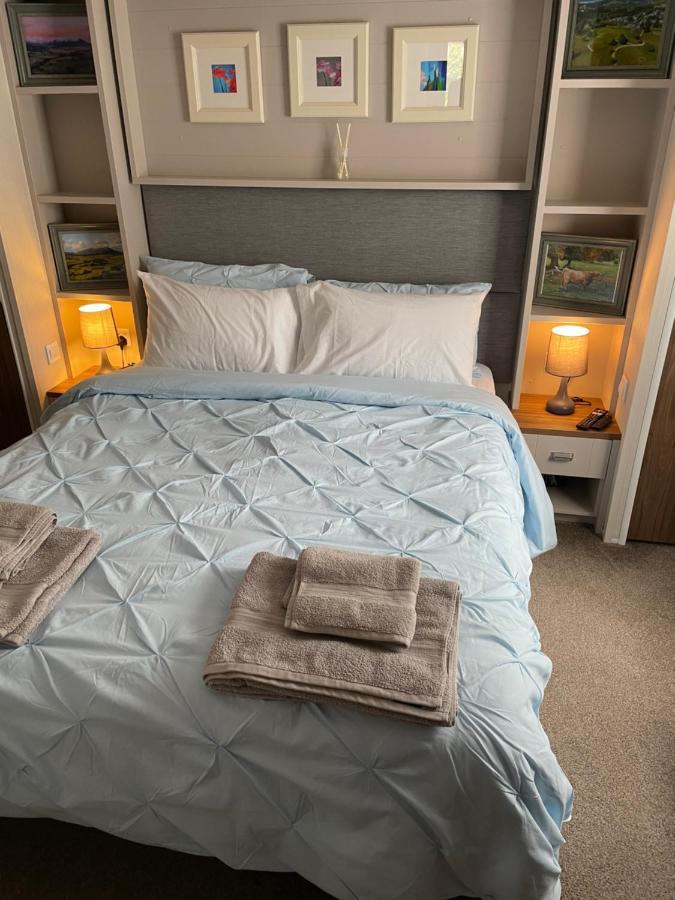 Beautiful 2 Bedroom Lodge With Stunning Views 블레어아톨 외부 사진