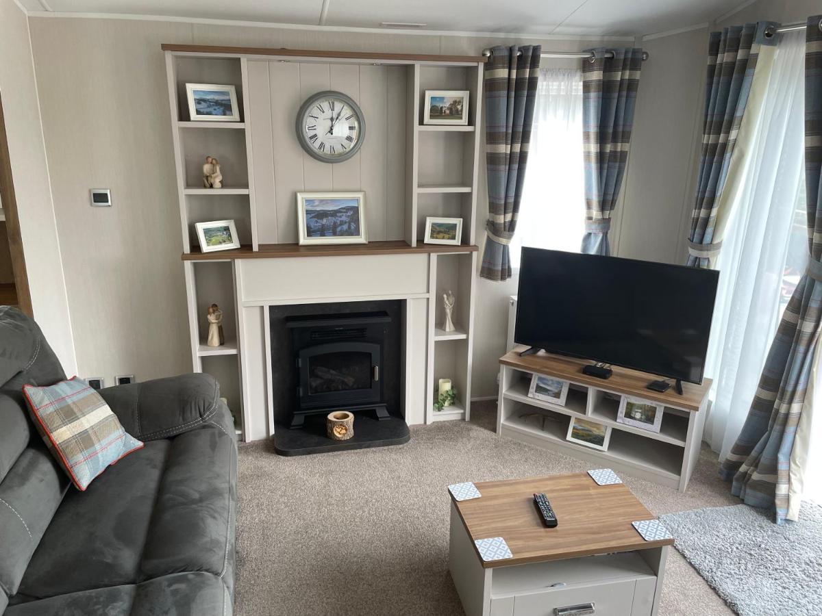 Beautiful 2 Bedroom Lodge With Stunning Views 블레어아톨 외부 사진