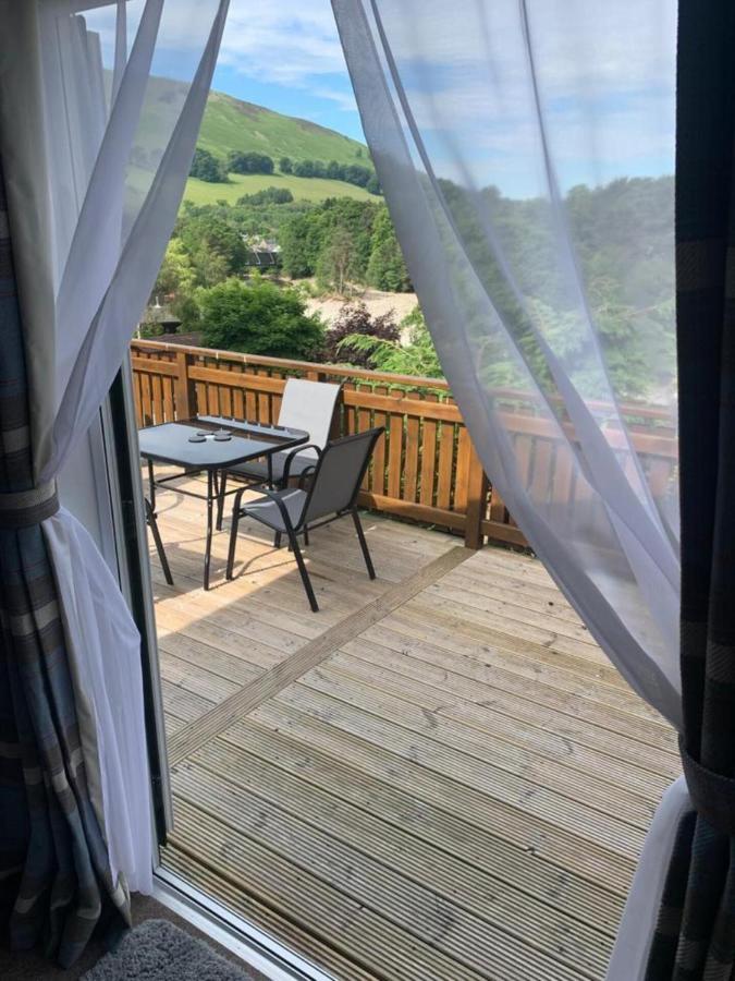Beautiful 2 Bedroom Lodge With Stunning Views 블레어아톨 외부 사진
