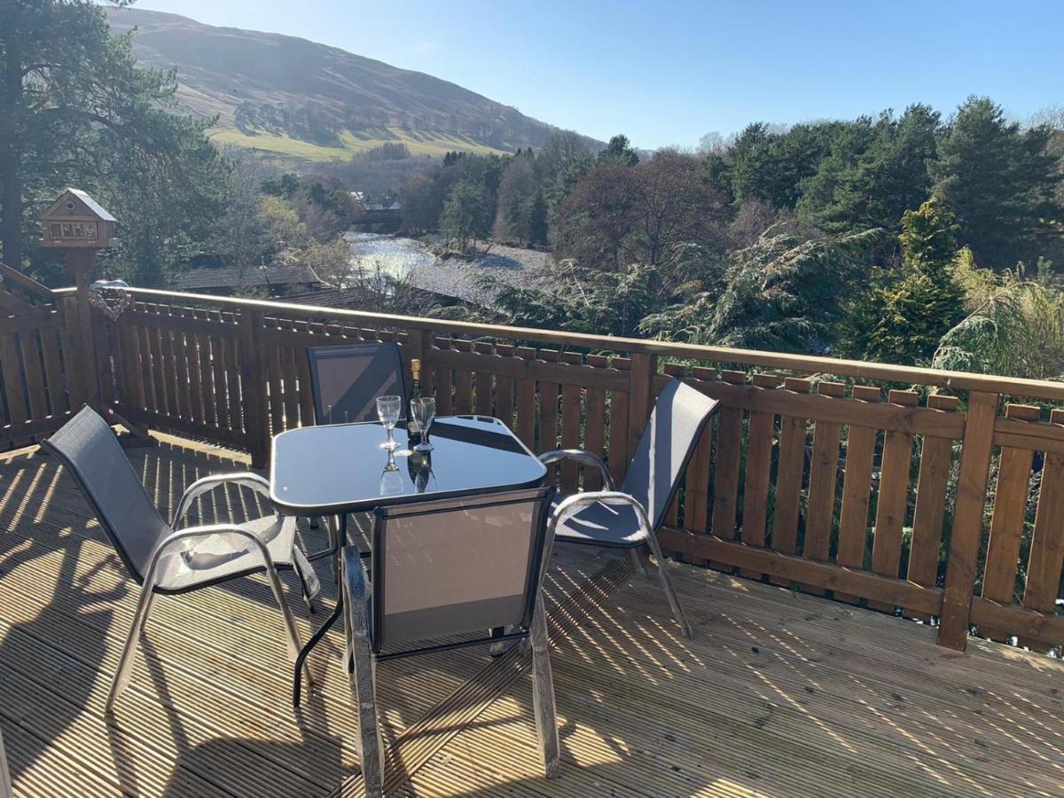 Beautiful 2 Bedroom Lodge With Stunning Views 블레어아톨 외부 사진