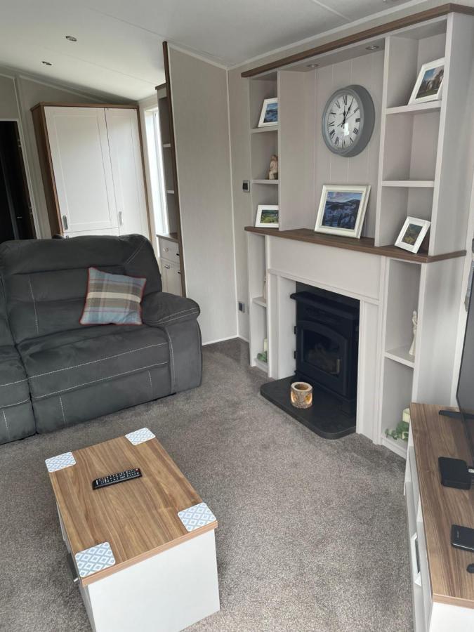 Beautiful 2 Bedroom Lodge With Stunning Views 블레어아톨 외부 사진